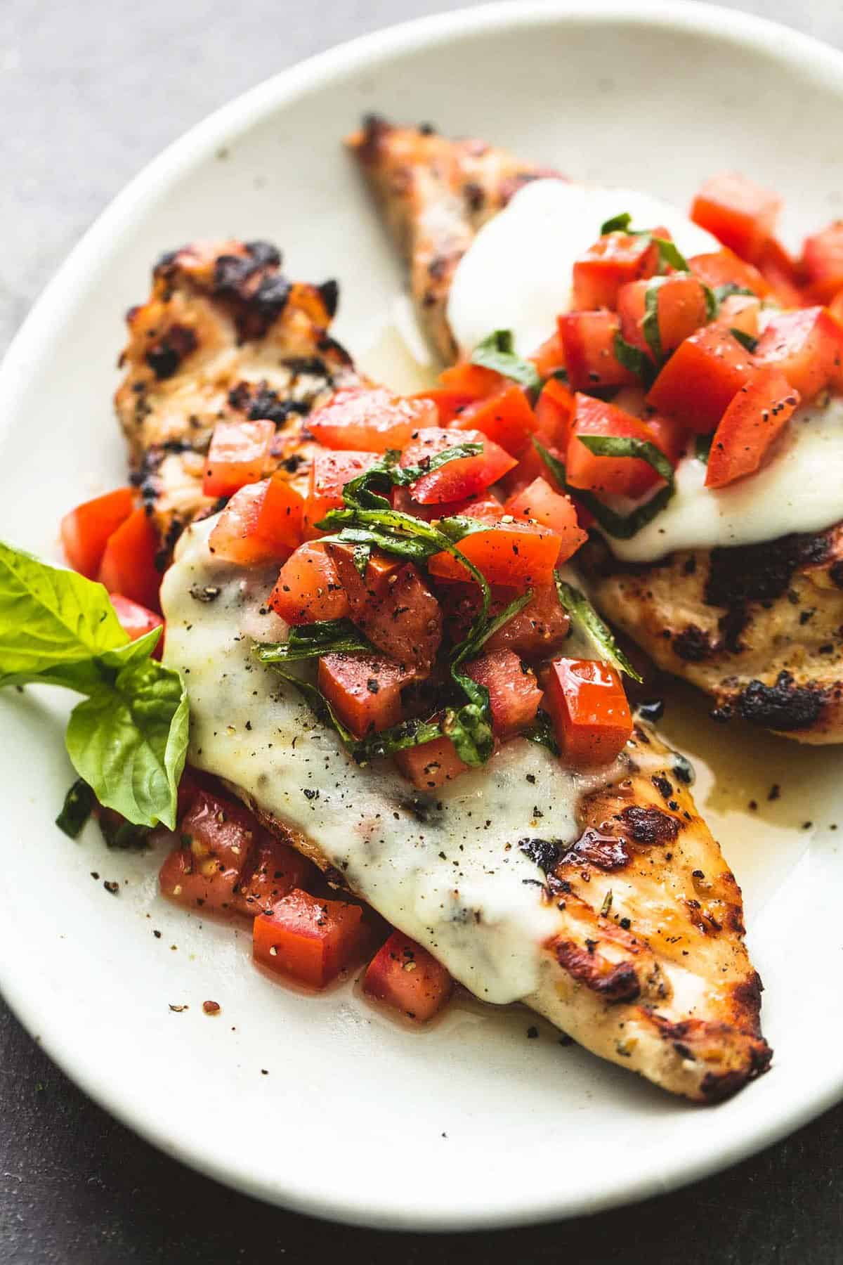 Delicious Grilled Bruschetta Chicken: Your Go-To Summer Recipe
